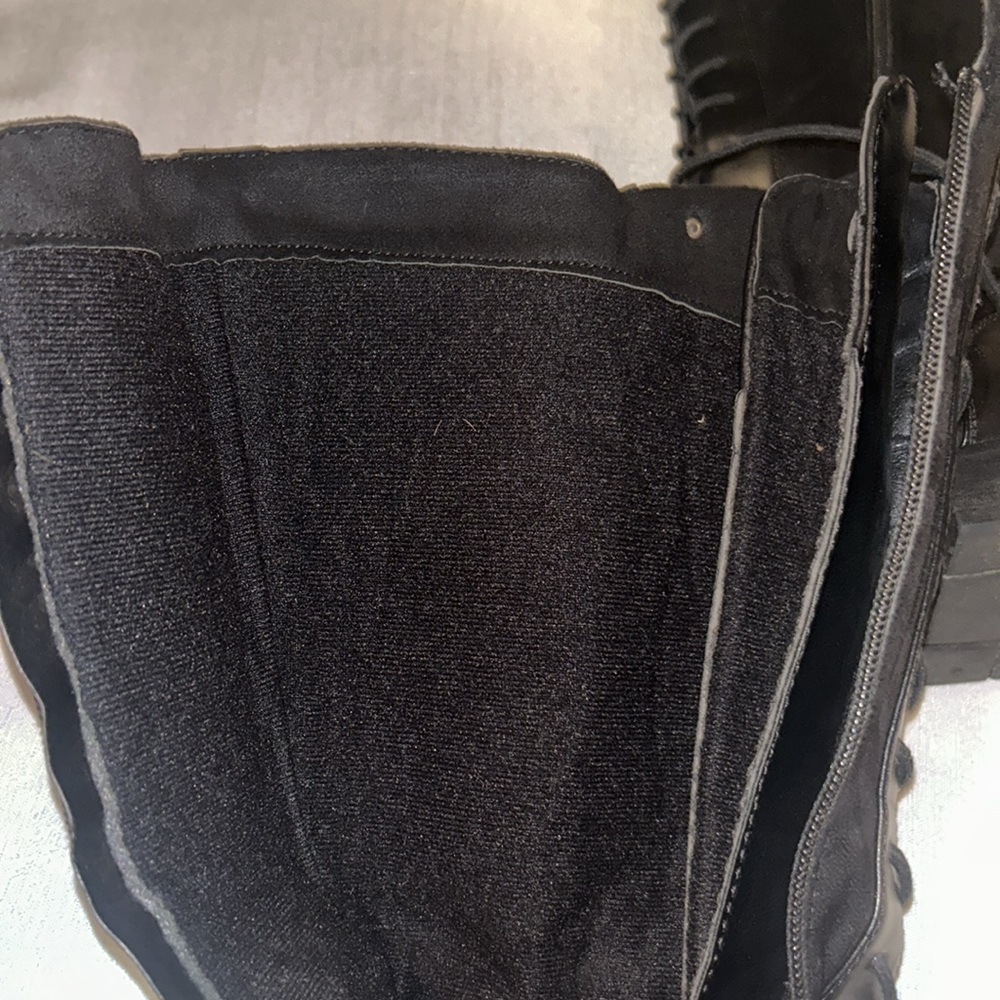 Central Point Tall Black Boot Heeled w Buckle & Cute design Size 10 Combat Style - Picture 13 of 15